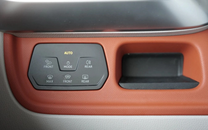 Volkswagen ID.Buzz cena 229887 przebieg: 10, rok produkcji 2022 z Halinów małe 154